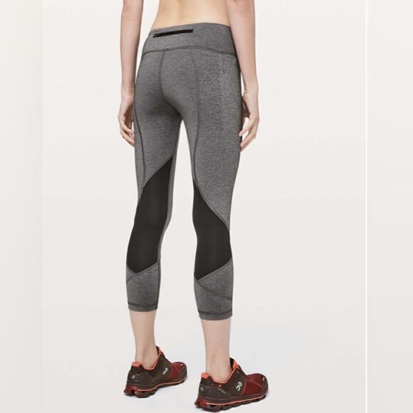 Lululemon Pace Rival Crop *22" - Picture 2 of 15